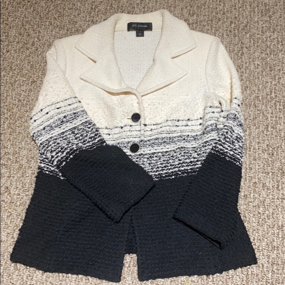 St. John jacket like new